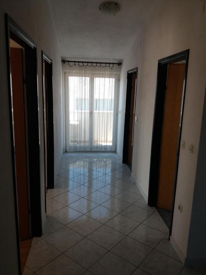 Apartment Viktoria Primosten Bagian luar foto